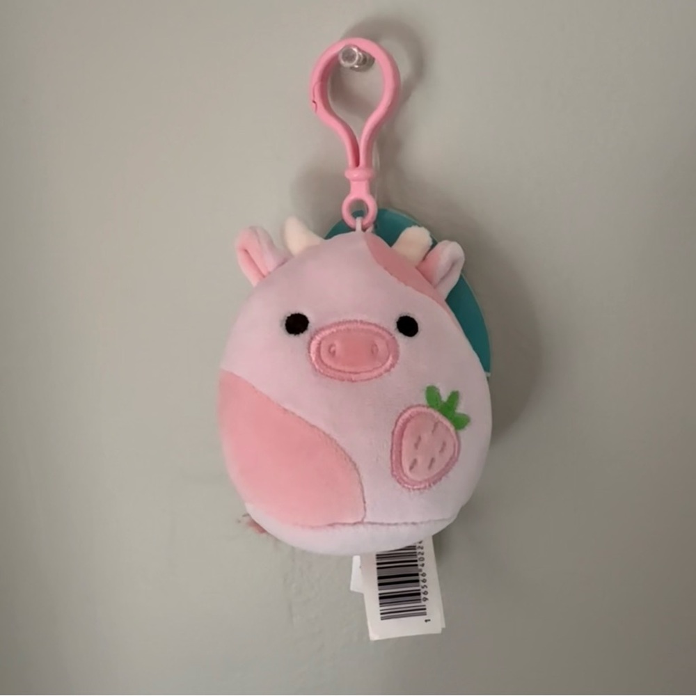 Reshma the Strawberry Clow 3” Squishmallow Clip On 2023